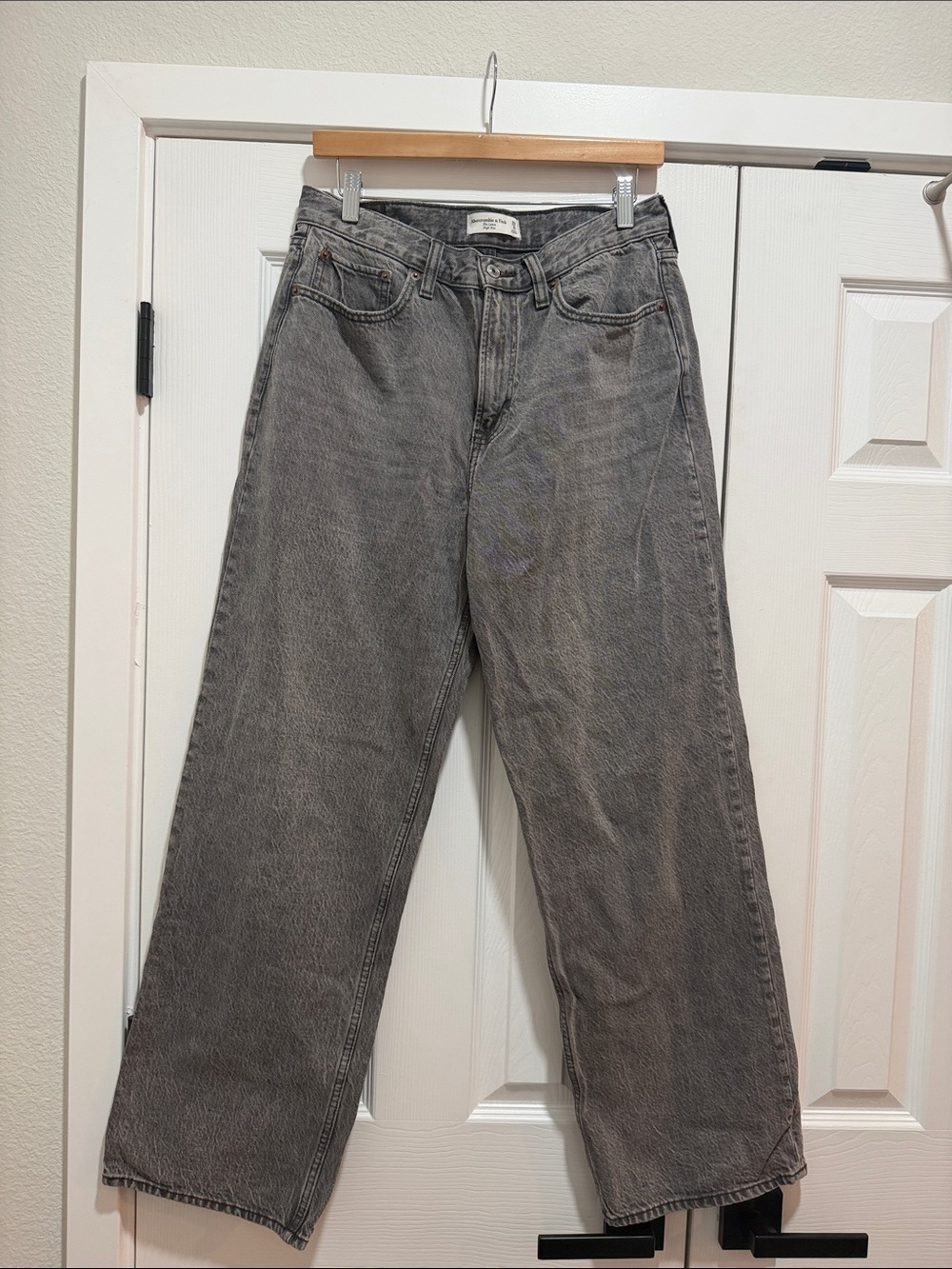 Abercrombie & Fitch The Loose High Rise Jeans Size 29/8